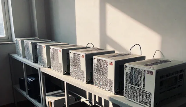 来料加工与自建生产：配电房管理的两种实践选择
